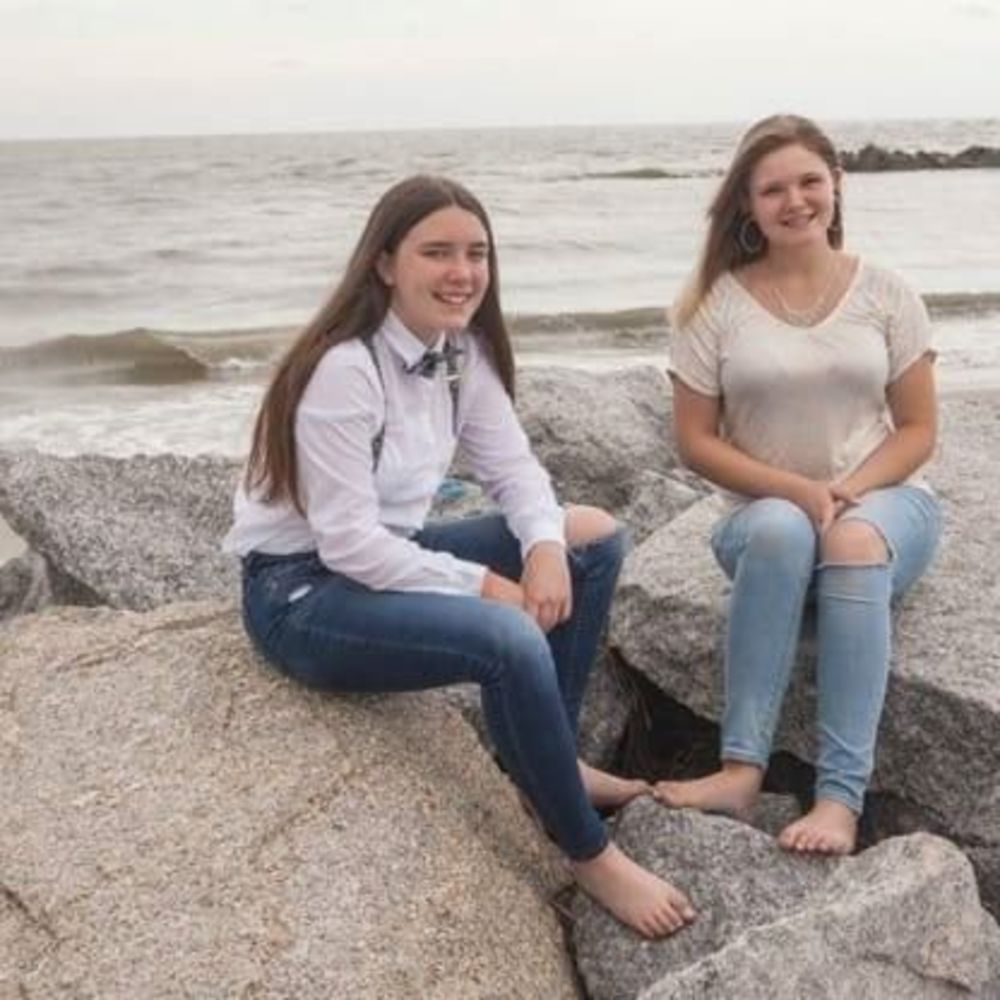 Meet your Posher, Ivy